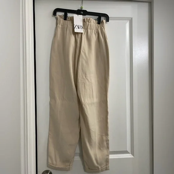 Zara Paperbag trousers - Picture 6 of 6